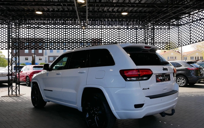 Jeep Grand Cherokee cena 114900 przebieg: 162200, rok produkcji 2018 z Sokółka małe 352